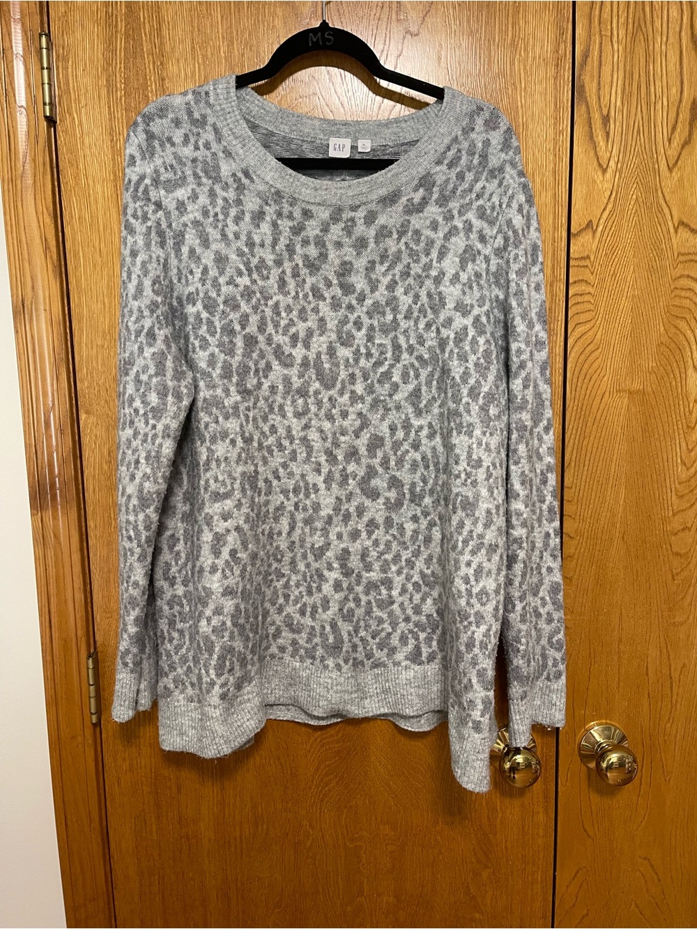 GAP Gray Leopard-Pattern Crewneck Sweater